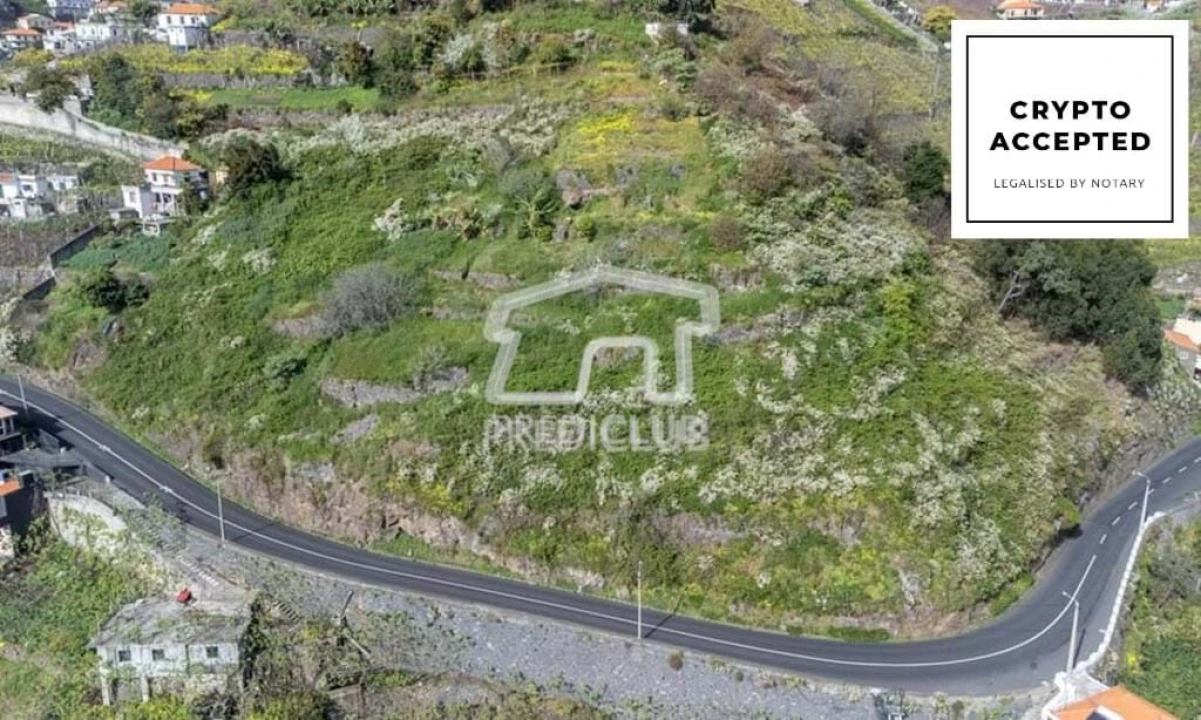 Terreno para Venda em Camara de Lobos Foto 1