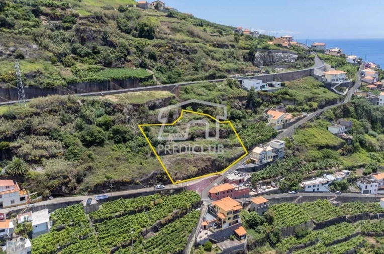 Terreno para Venda em Calheta Foto 3