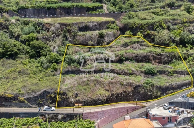 Terreno para Venda em Calheta Foto 5