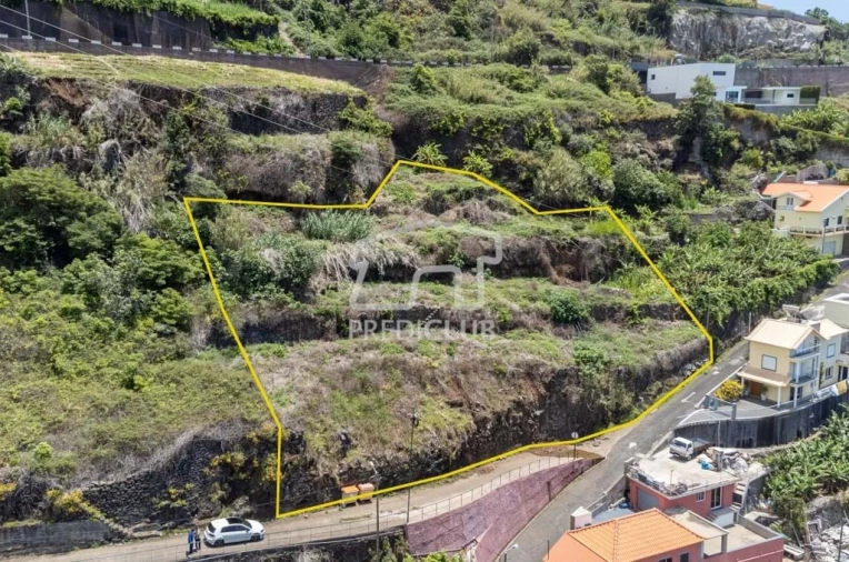 Terreno para Venda em Calheta Foto 6