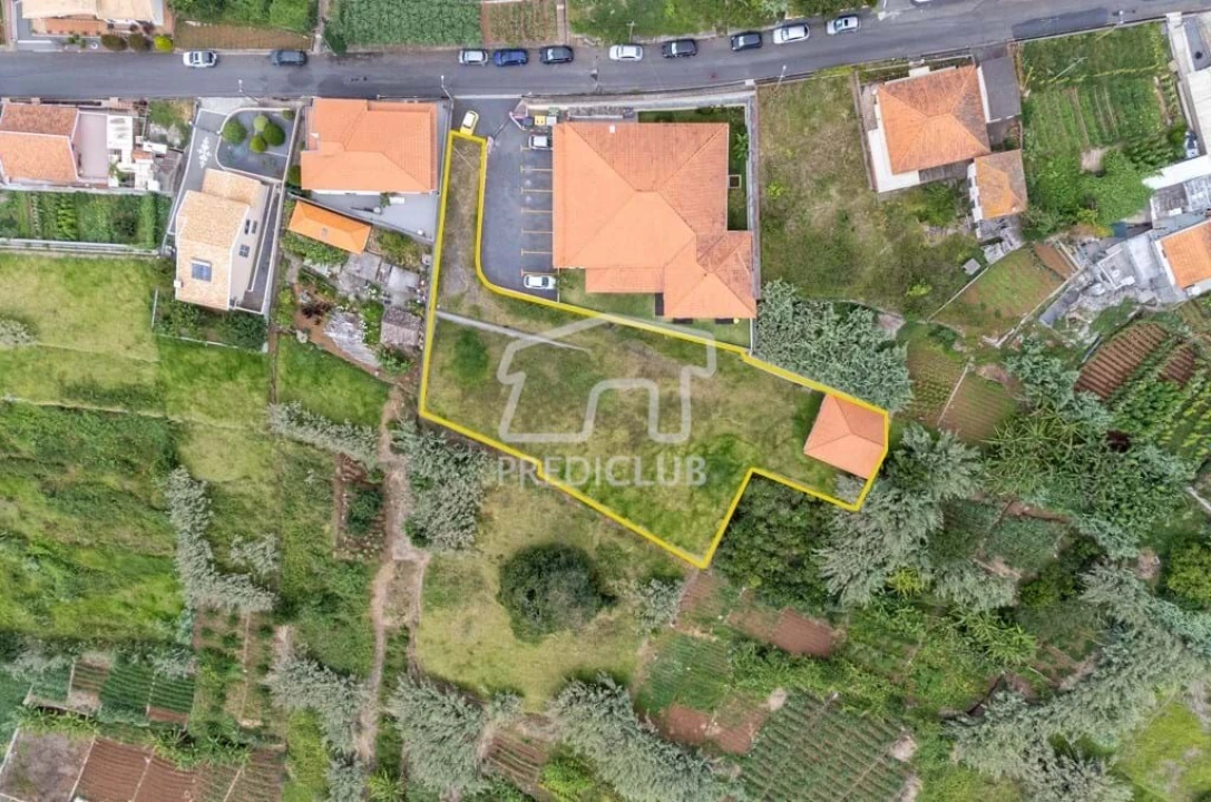 Terreno para Venda em Canhas Foto 7