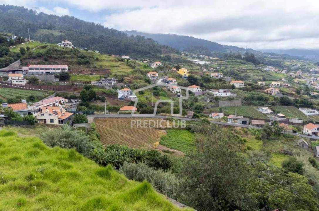 Terreno para Venda em Canhas Foto 11