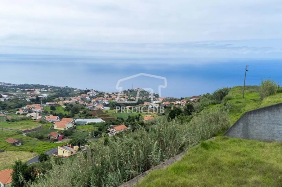 Terreno para Venda em Canhas Foto 8