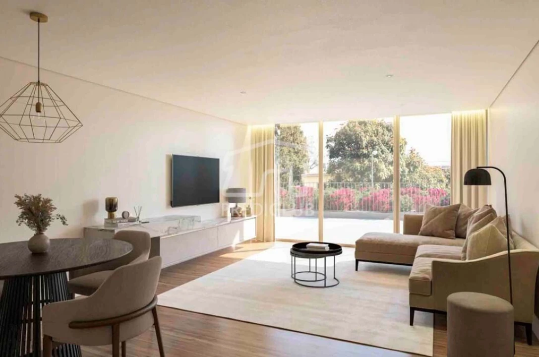 Apartamento T2 para Venda em Funchal (Santa Luzia) Foto 3