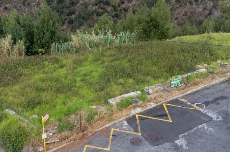 Terreno para Venda em Monte Foto 3