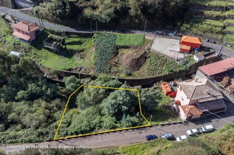 Terreno para Venda em Camacha Foto 3