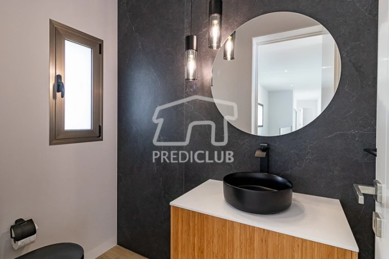 Moradia T3 para Venda em Estreito da Calheta Foto 18