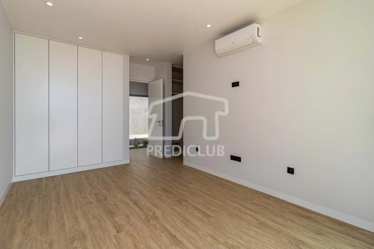 Moradia T3 para Venda em Estreito da Calheta Foto 25