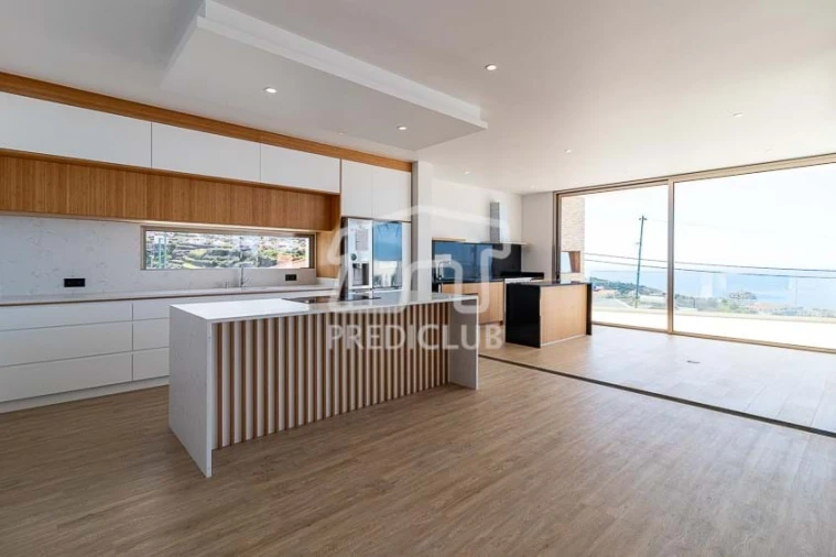 Moradia T3 para Venda em Estreito da Calheta Foto 13