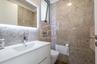 Moradia T2 para Venda em Arco da Calheta