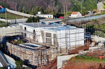 Moradia T3 para Venda em Ponta do Pargo