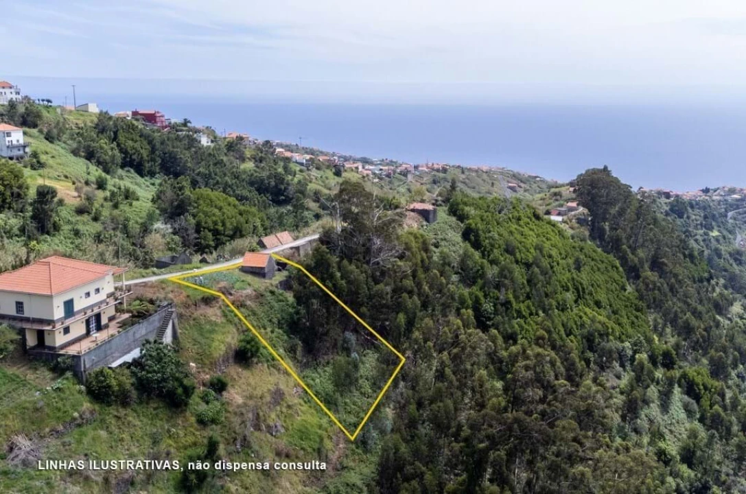 Terreno para Venda em Calheta Foto 6