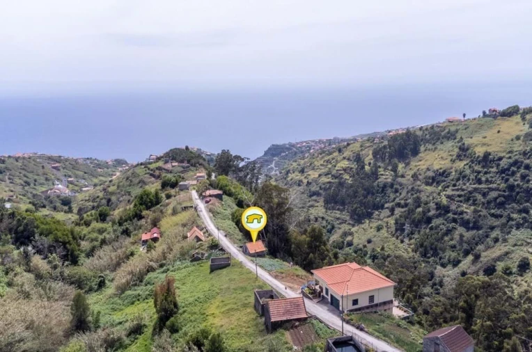 Terreno para Venda em Calheta Foto 8