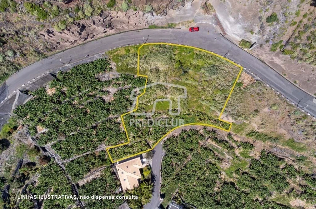 Terreno para Venda em Arco da Calheta Foto 6
