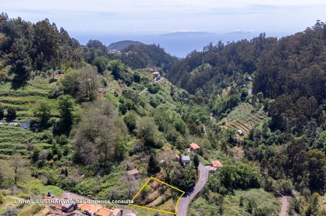 Terreno para Venda em Camacha Foto 7