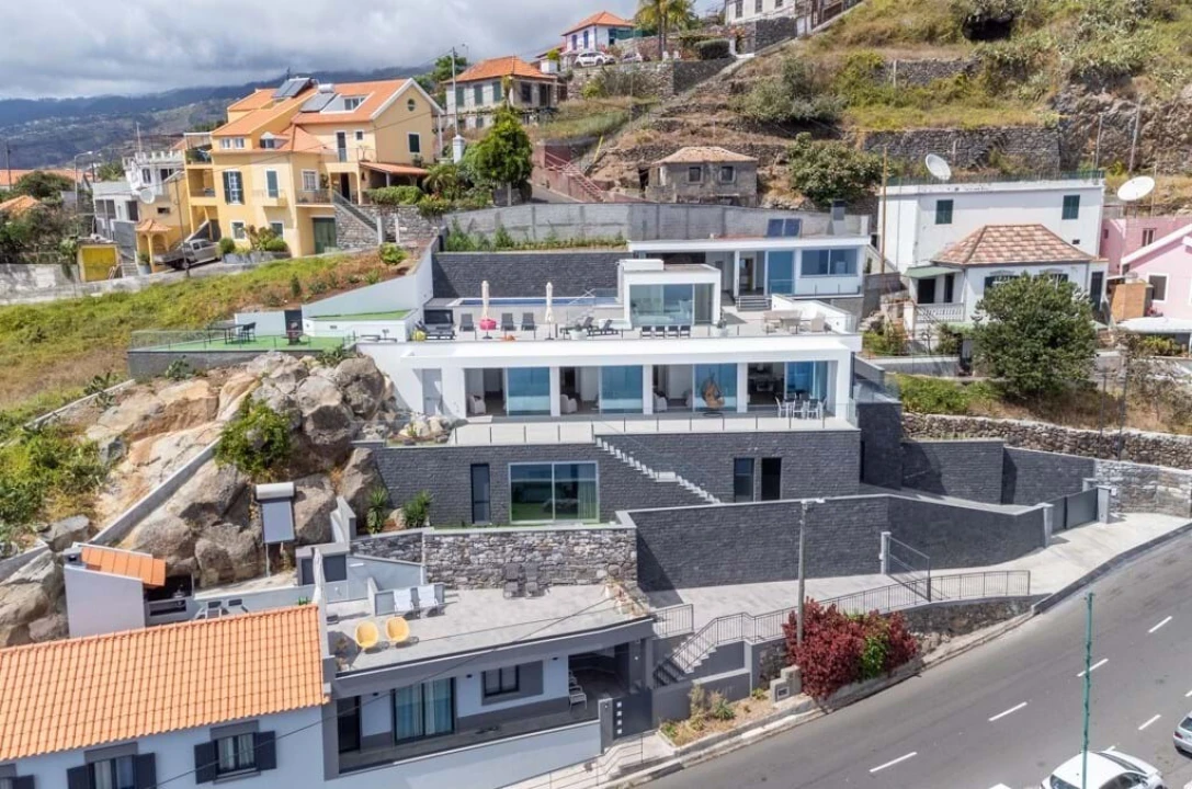 Moradia T4 para Venda em Campanario Foto 27