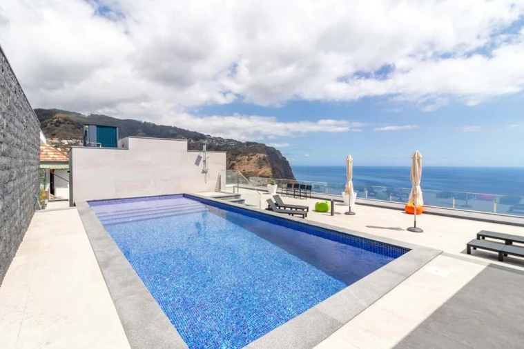 Moradia T4 para Venda em Campanario Foto 16