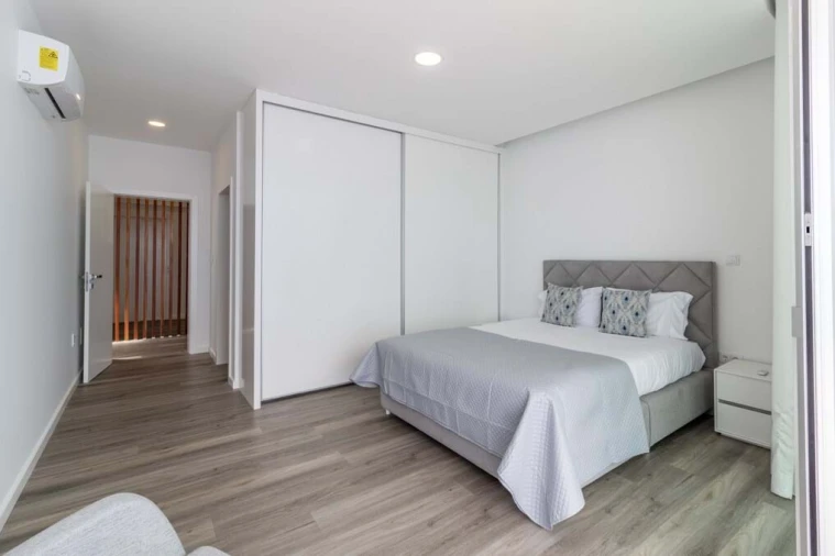 Moradia T4 para Venda em Campanario Foto 36