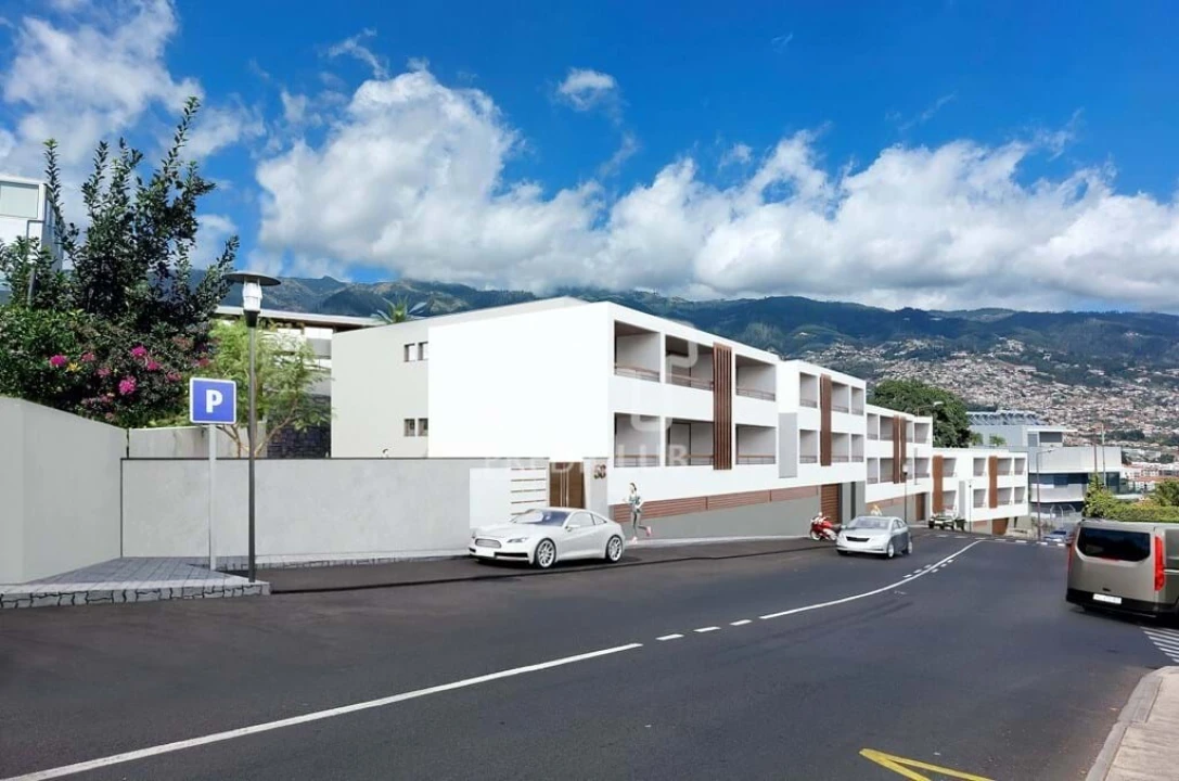 Apartamento T1 para Venda em São Martinho Foto 8
