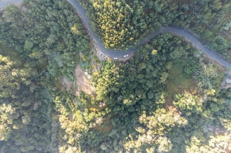 Terreno para Venda em Ribeira Brava Foto 2