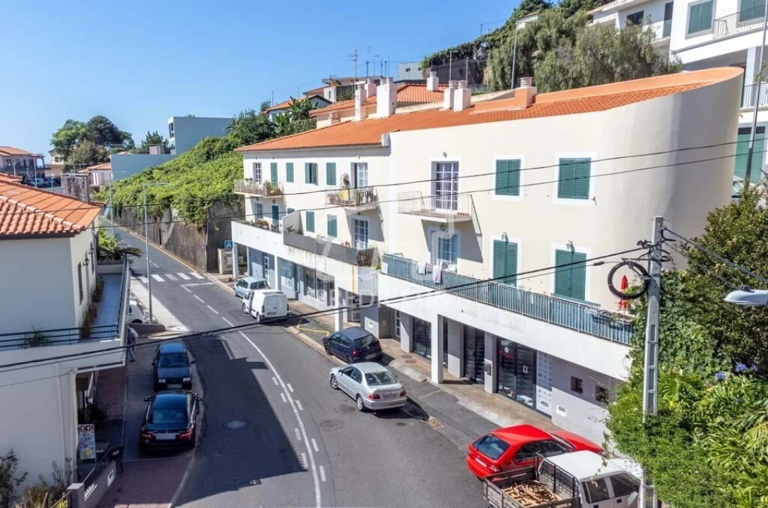 Negócio para Venda em Estreito de Camara de Lobos Foto 8