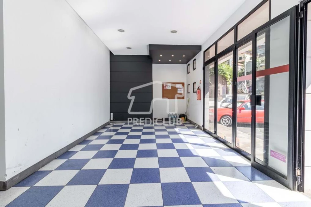 Negócio para Venda em Estreito de Camara de Lobos Foto 13