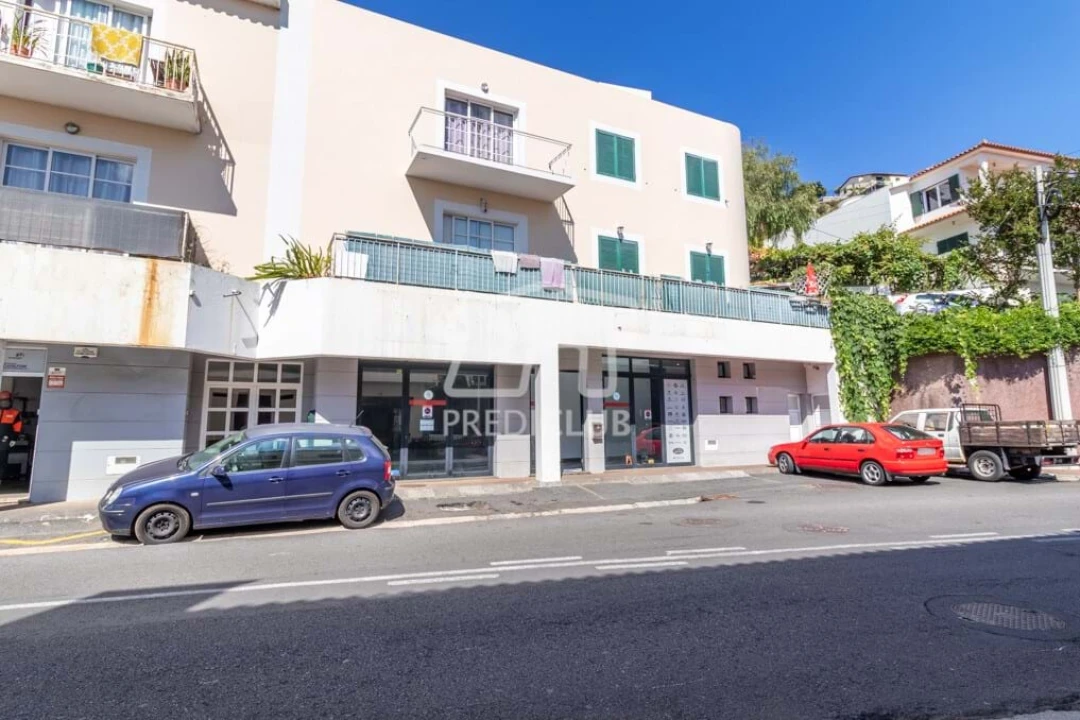 Negócio para Venda em Estreito de Camara de Lobos Foto 18