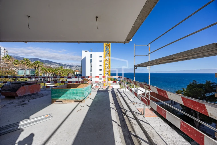 Apartamento T3 para Venda em São Martinho Foto 3