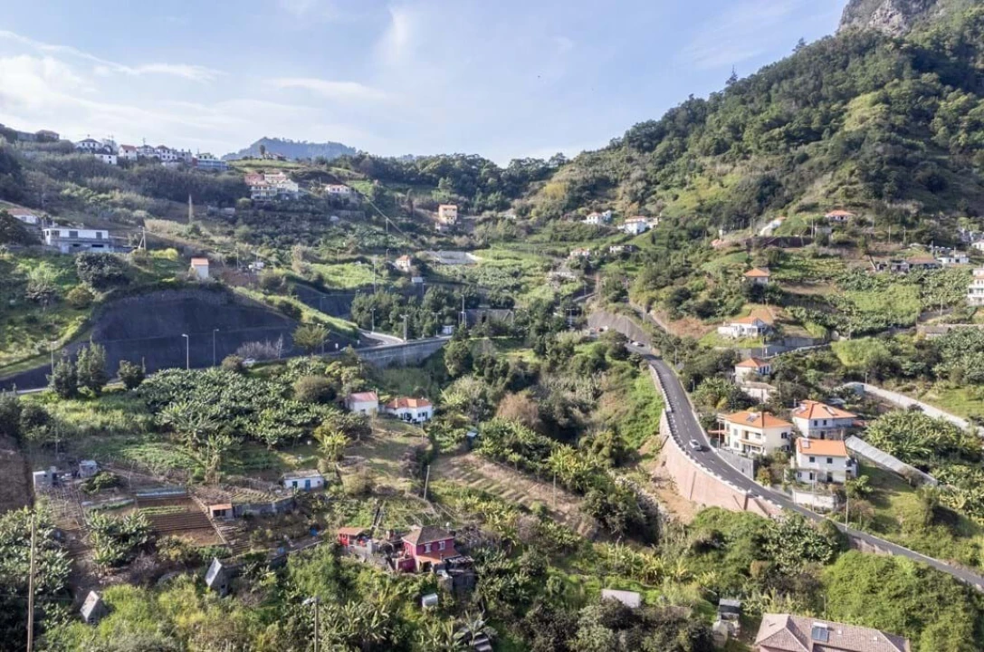 Terreno para Venda em Porto da Cruz Foto 7