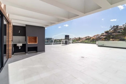 Apartamento T5 para Venda em Funchal (São Pedro)