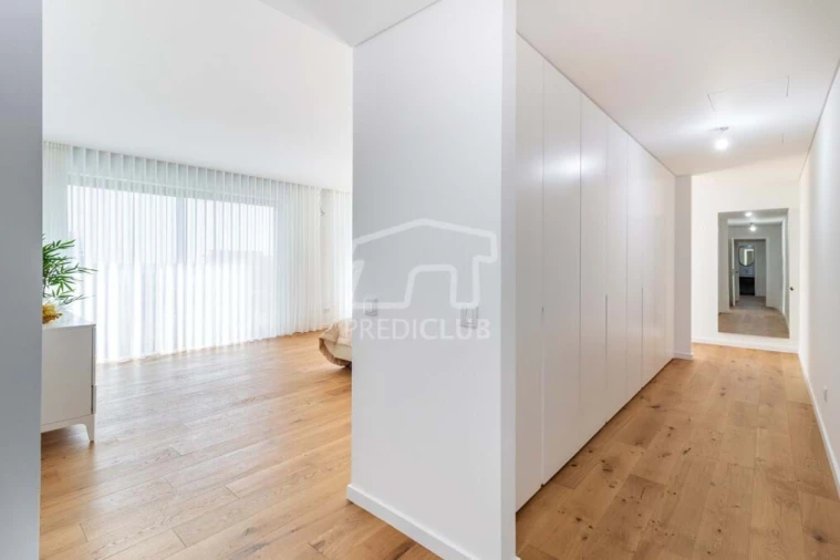 Apartamento T5 para Venda em Funchal (São Pedro) Foto 33