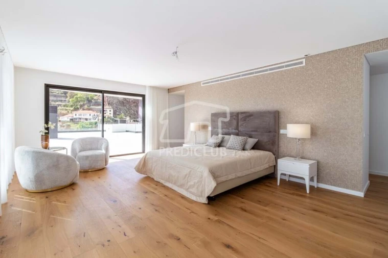 Apartamento T5 para Venda em Funchal (São Pedro) Foto 3