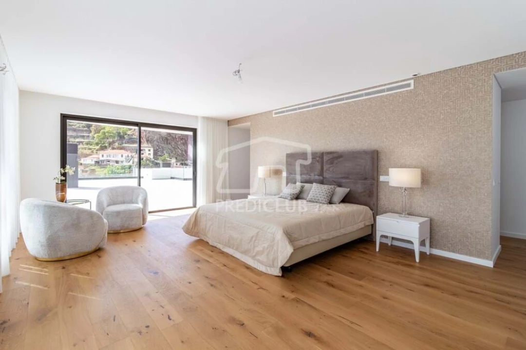 Apartamento T5 para Venda em Funchal (São Pedro) Foto 3