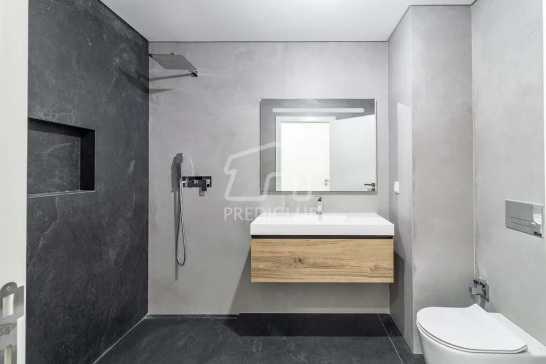 Apartamento T5 para Venda em Funchal (São Pedro) Foto 20