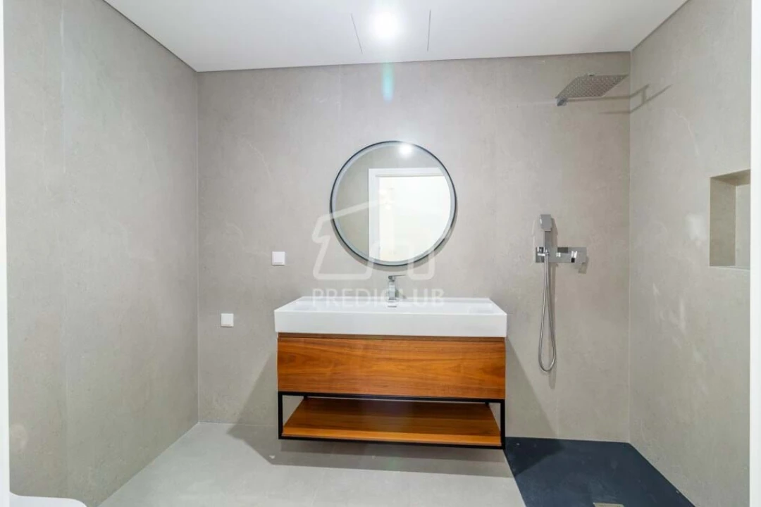 Apartamento T5 para Venda em Funchal (São Pedro) Foto 7