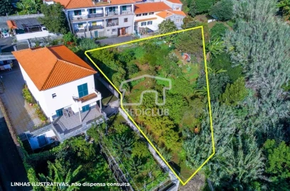 Terreno para Venda em Santa Cruz