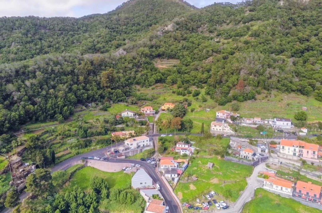 Terreno para Venda em Machico Foto 4