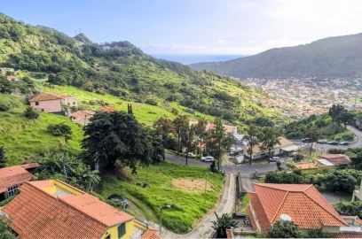 Terreno para Venda em Machico