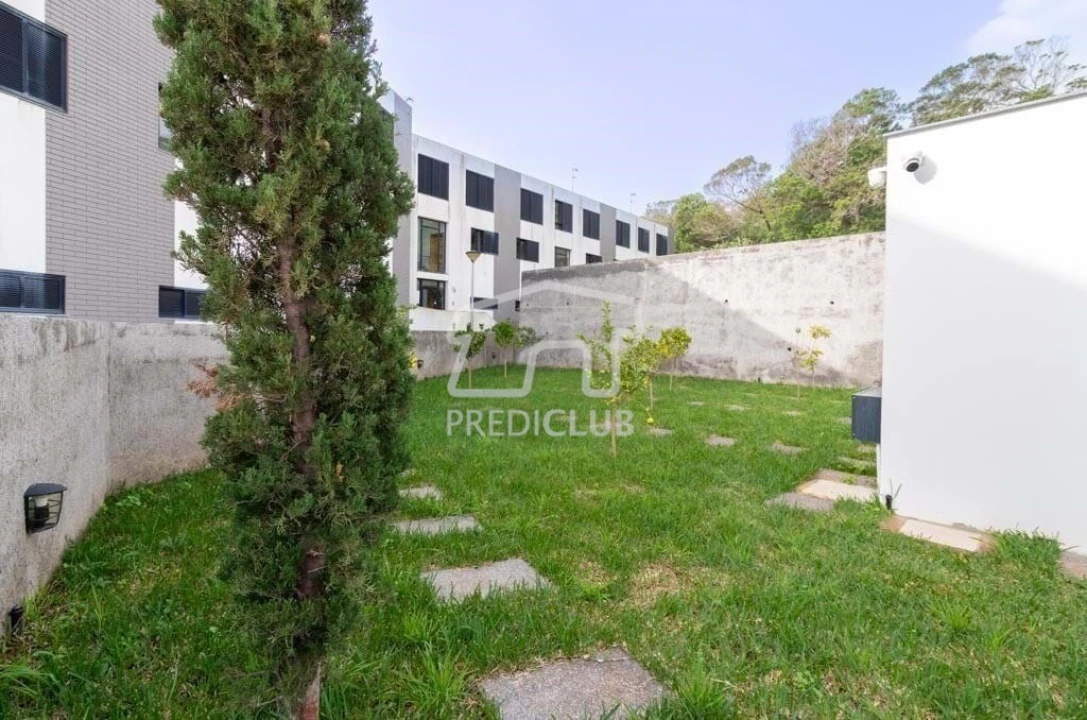 Moradia T3 para Venda em Agua de Pena Foto 24