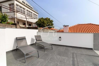 Moradia T3 para Venda em Funchal (São Pedro)