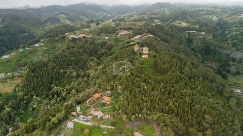 Terreno para Venda em Santa Cruz