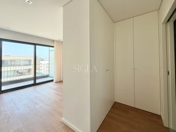 Apartamento T4 para Venda em Canidelo