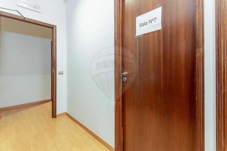 Escritório para Arrendamento em Póvoa de Santa Iria e Forte da Casa Foto 13