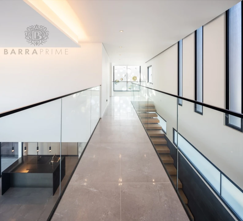Moradia T5 para Venda em Quarteira Foto 44