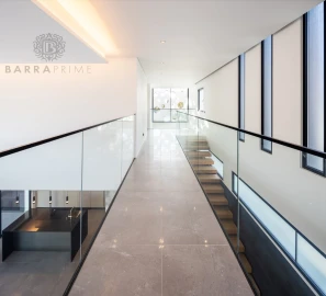 Moradia T5 para Venda em Quarteira