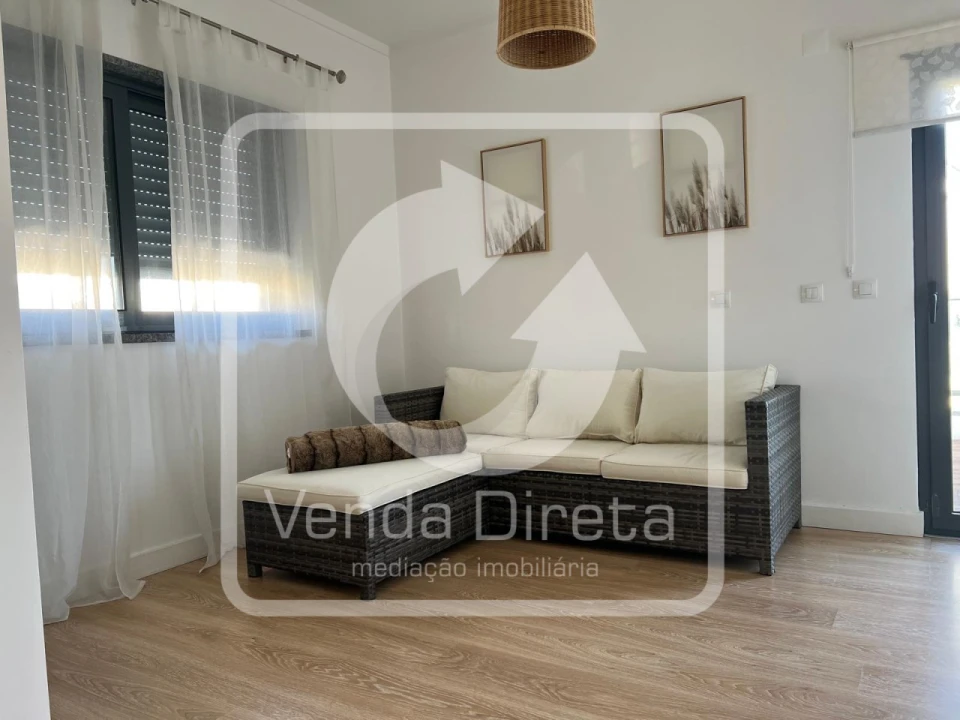 Moradia T4 para Venda em Santo Antonio da Charneca Foto 20