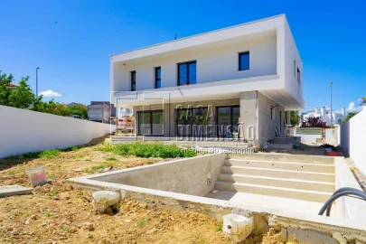 Moradia T4 para Venda em Caparica e Trafaria