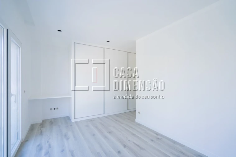 Moradia T3 para Venda em São Domingos de Rana Foto 9