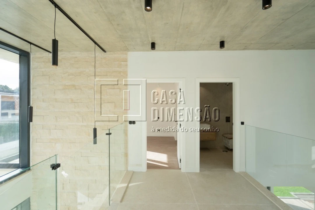 Moradia T4 para Venda em Charneca de Caparica e Sobreda Foto 21