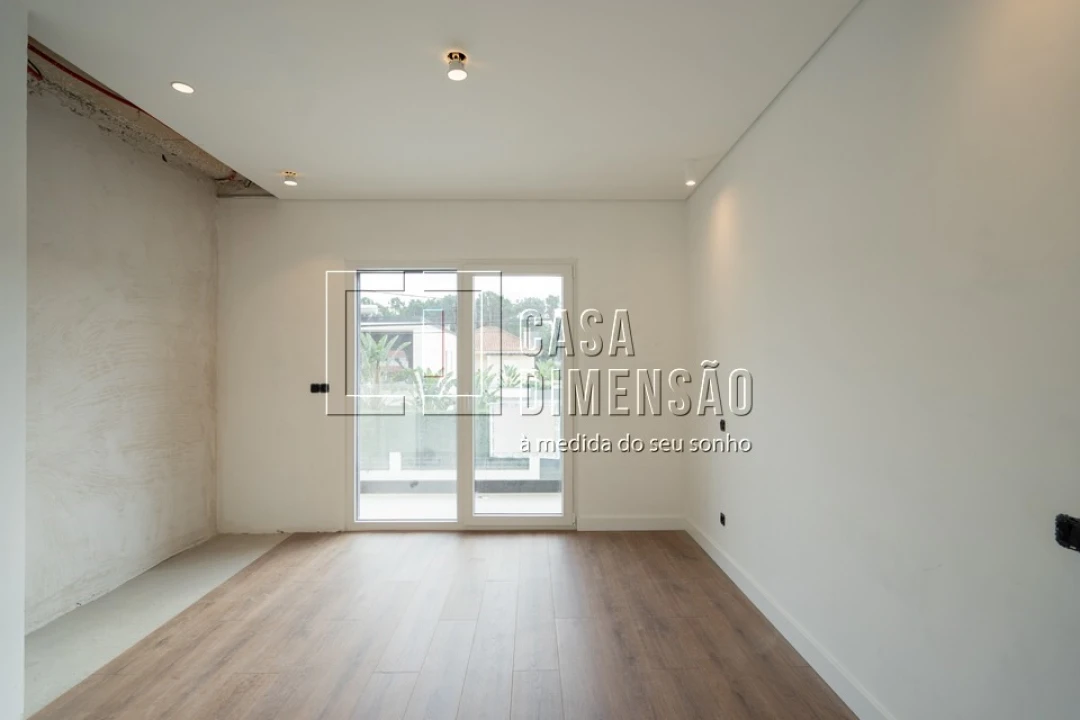 Moradia T4 para Venda em Charneca de Caparica e Sobreda Foto 31